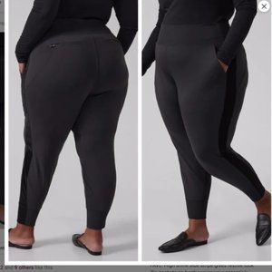 NWT Athleta Venice Velvet Stripe Jogger 3X Pant Plus Black NWT Work Everyday